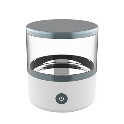 Ultrasonic cleaner a wɔde di dwuma .